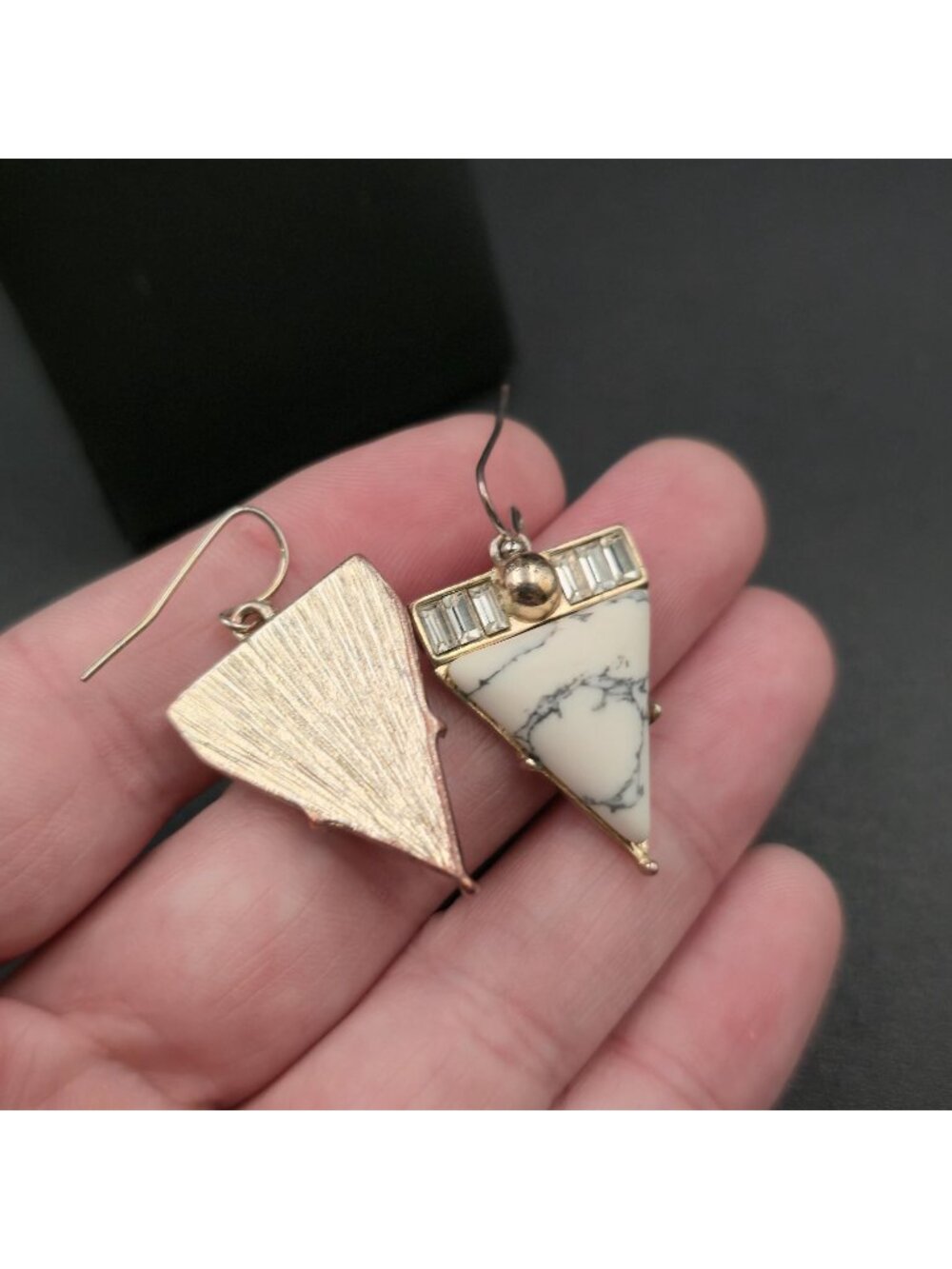 Geometric Boho Howlite Triangle Stone Dangle Earrings A7555 - Picture 3 of 5